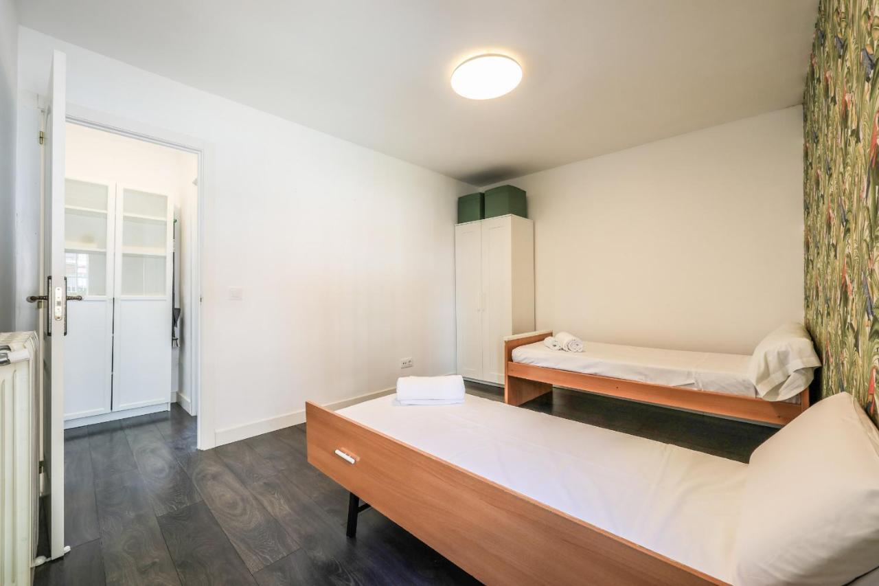 Apartamento Para 5 Personas Cerca De Ifema Y Aeropuerto Alquiler Temporal Madrid Exterior photo